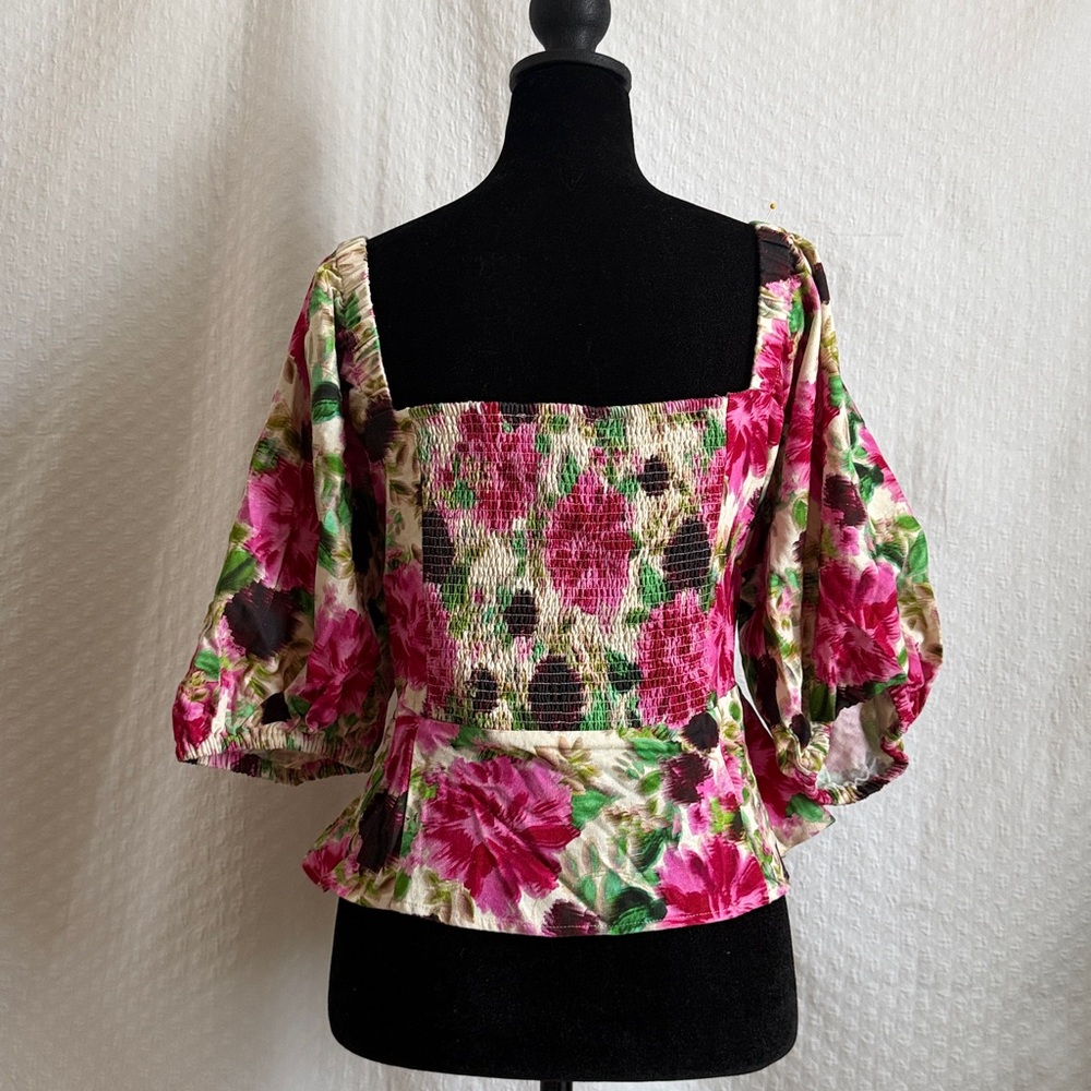 NWT BCBGMAXAZRIA Women's Fitted 3/4 Poof Sleeve Floral Front Button Peplum Top - Picture 7 of 8